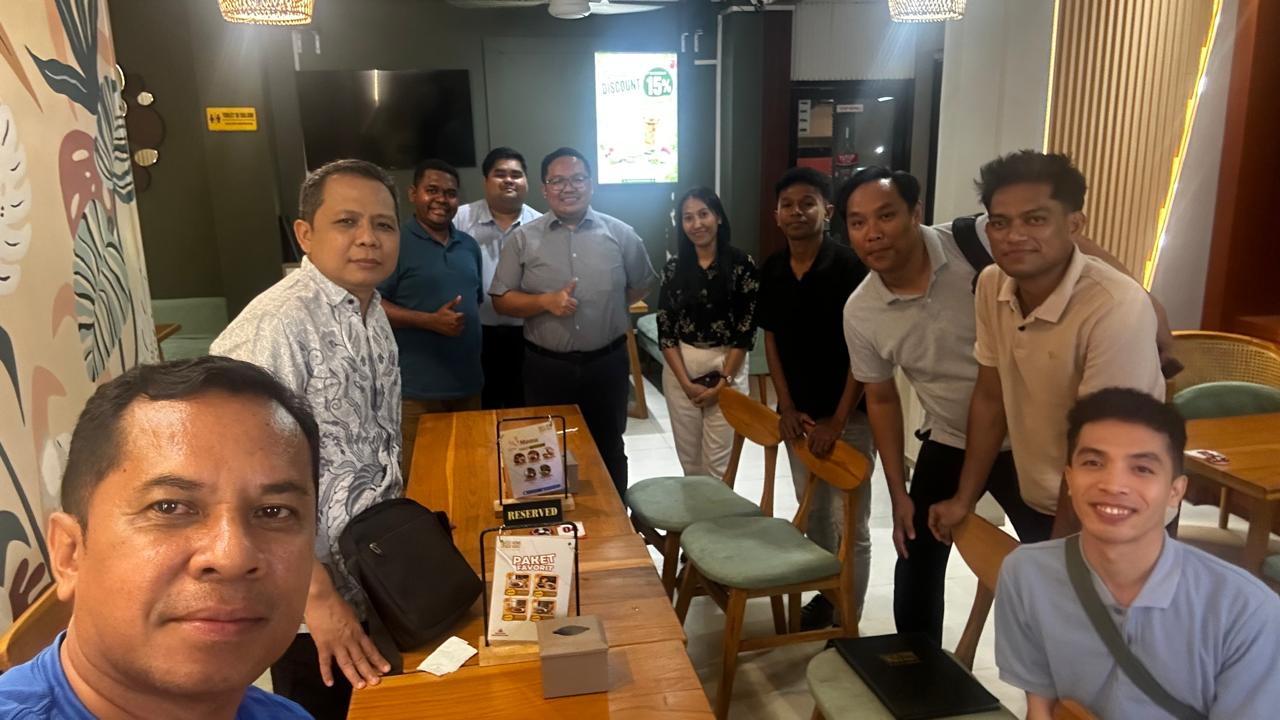 Pertemuan dan persekutuan membangkitkan beban di antara AKM dan inti di Kupang (5 orang).